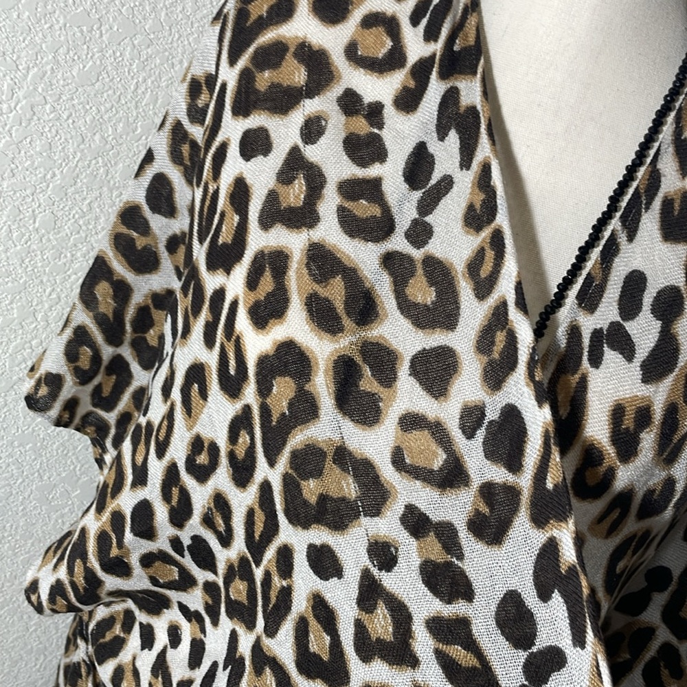 Sonoma Leopard Print Wrap - Picture 5 of 11